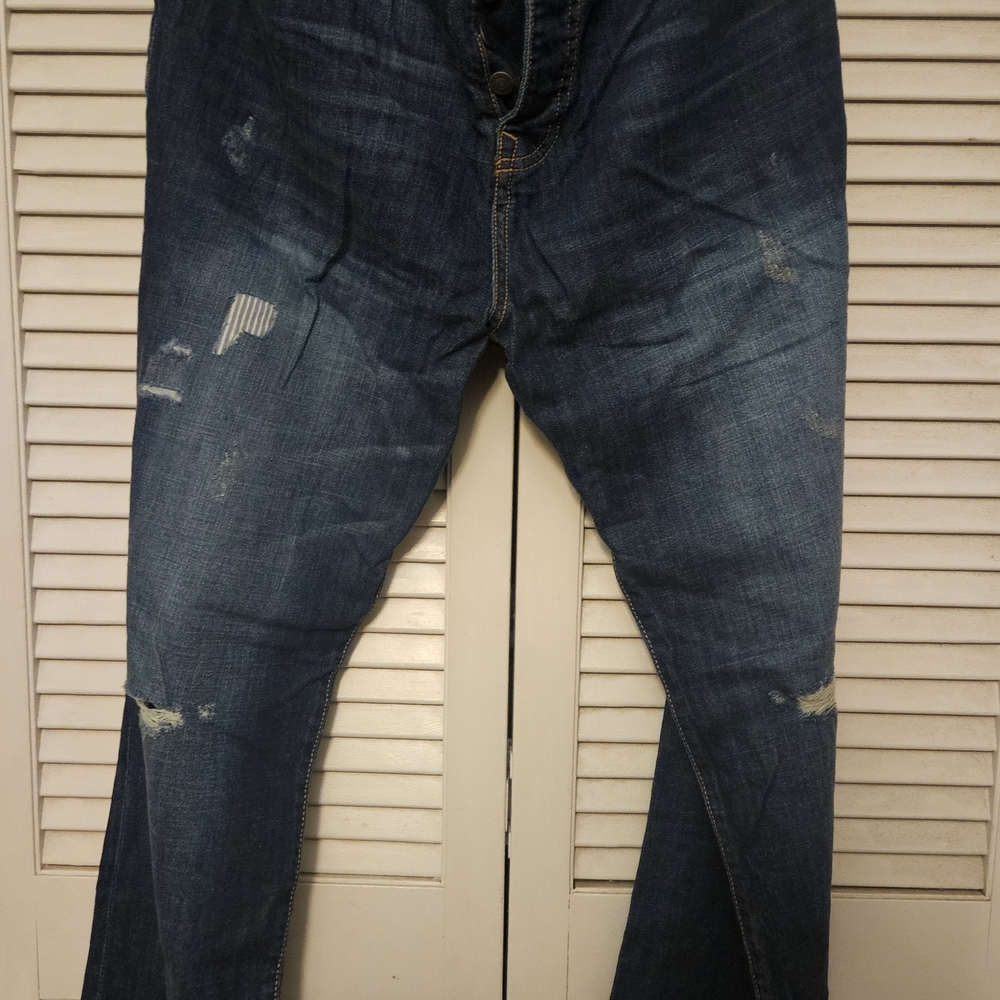 Old Navy Womans Boyfriend Blue Distressed Jeans